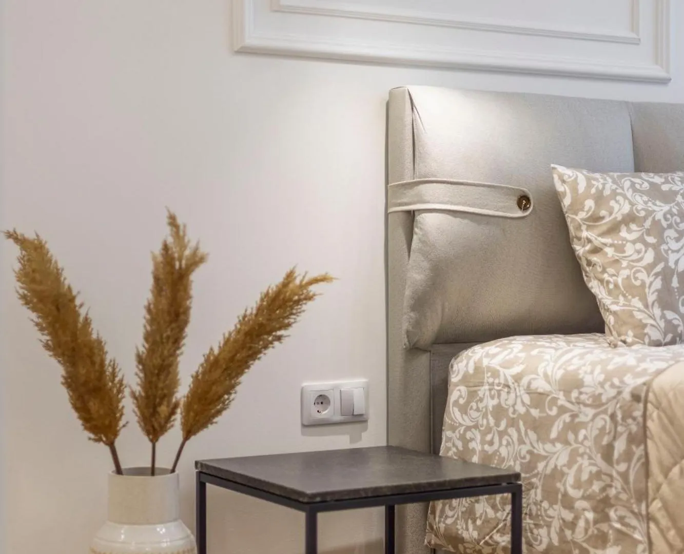 Luxurious Central 4Bedrm 3Bathrm Residence W/ Balcony Budapest
