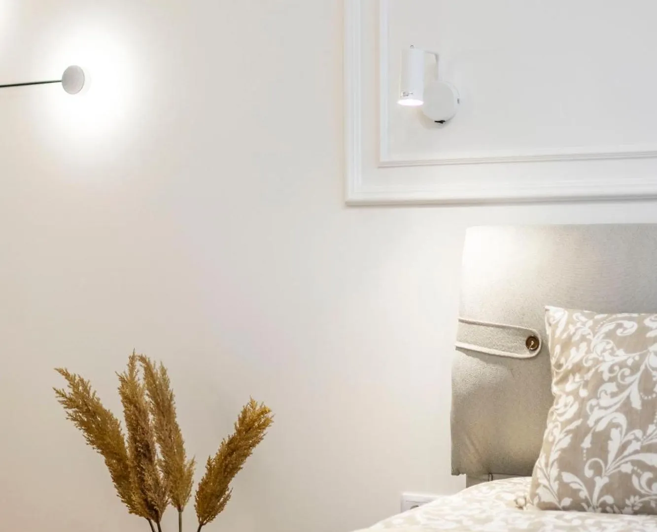Luxurious Central 4Bedrm 3Bathrm Residence W/ Balcony Budapest